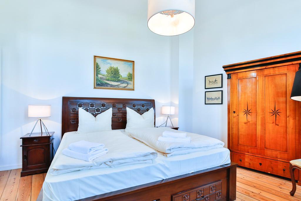 Riverside Apartments Любек Екстер'єр фото